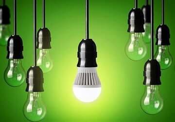 ببینید |  ادعای قدیری ابیانه، فعال سیاسی اصولگرا: قیمت برق در آلمان ۲۵۰ برابر ایران است!